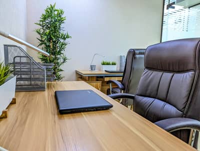 Office for Rent in Business Bay, Dubai - Cozy Desk Space For Full Year, Covered Parking, Bank Inspections Included