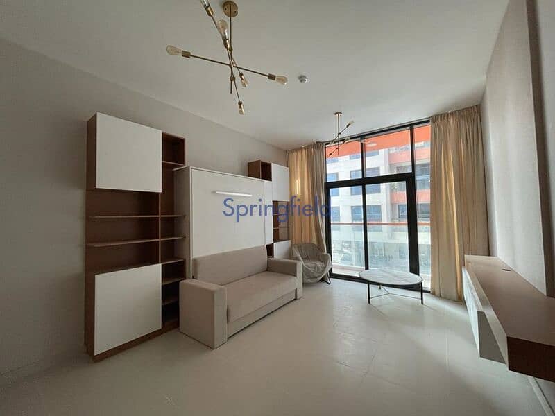 Fully Furnished Brand New One Bedroom