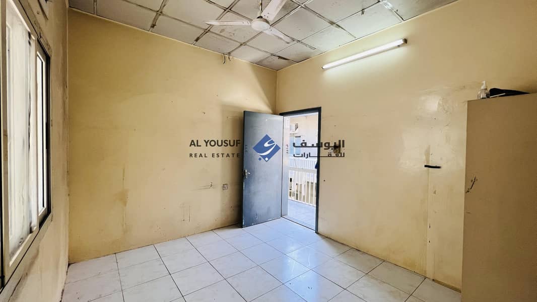 سكن عمال في سونابور،محيصنة 2،محيصنة 1 غرفة 18500 درهم - 6360485