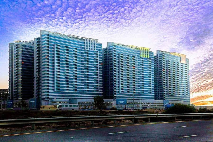 شقة في برج سكاي كورتس A،أبراج سكاي كورتس،مجمع دبي ريزيدنس 1 غرفة 42000 درهم - 6672366