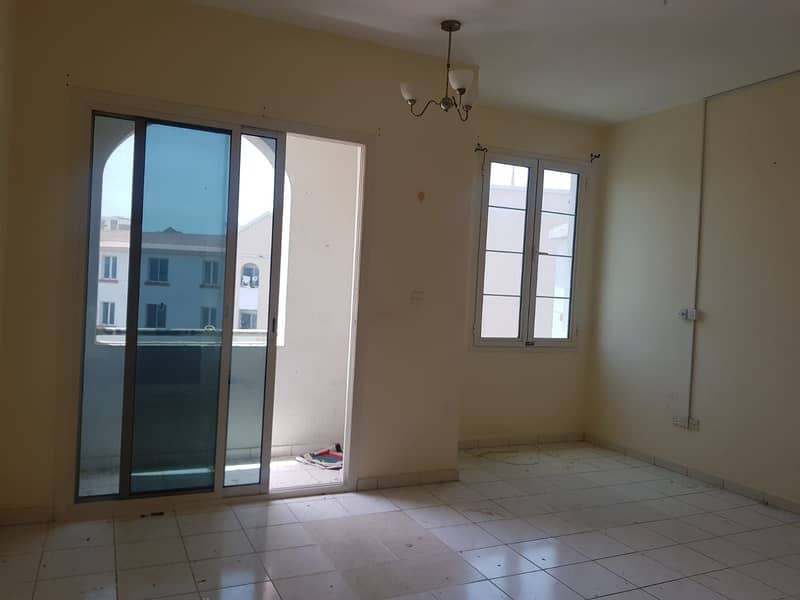 STUDIO | WITH BALCONY | WELL MAINTAINED