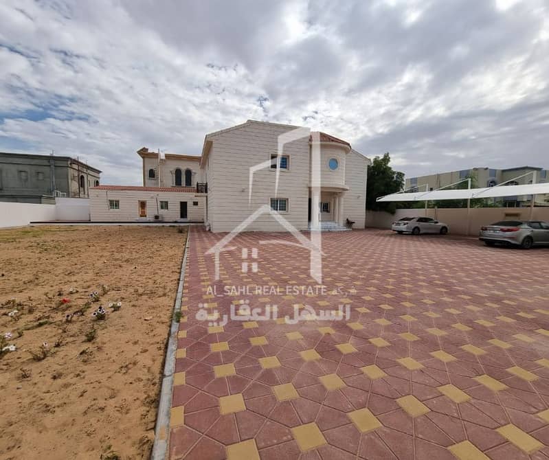 An ideal villa with large areas in Rahmaniyah 7
