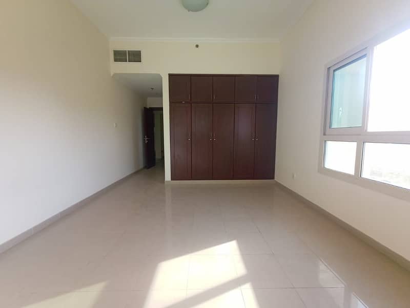 1 BEDROOM FOR SALE SILICON OASIS 475K