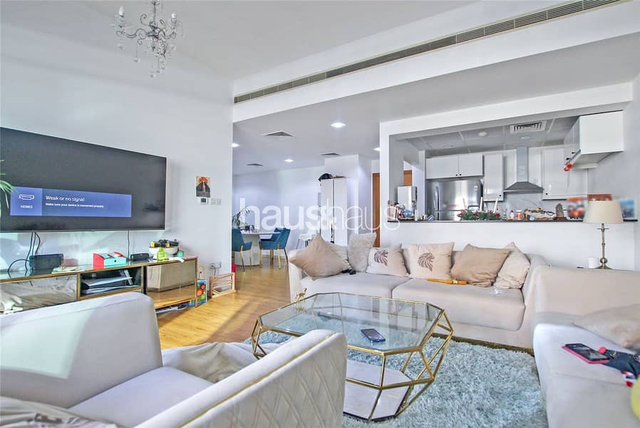 Vacant May 23 | Upgraded | Laundry Room Vacant May 23 | Upgraded | Laundry Room