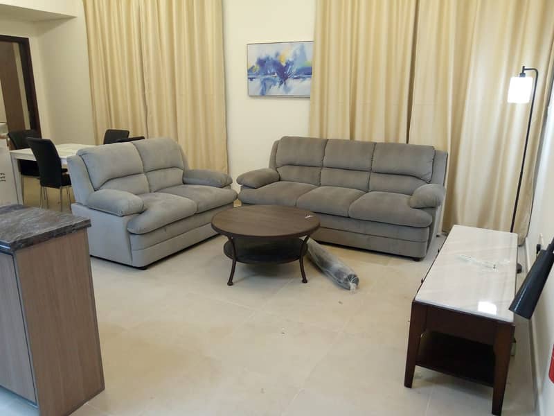Квартира в Аль Фурджан，Азизи Плаза, 2 cпальни, 950000 AED - 6959446