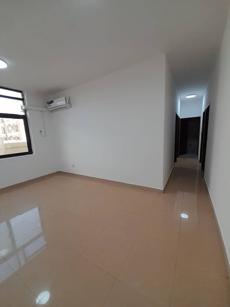 Amazing 02 bedroom hall available al manaseer near khalidiyah police station yearly Aed 39k 04 payment
