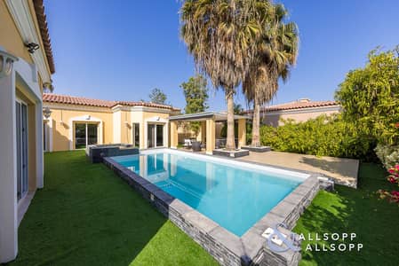 Upgraded | Private Pool | Quiet | 4 Beds