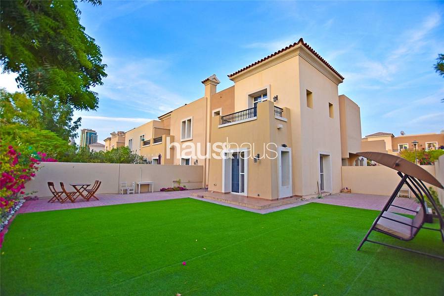 Landscaped Garden | Immaculate Condition