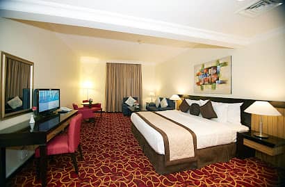 Studio for Rent in Deira, Dubai - Big Studio @179 daily with kitchen dewa wifi gym pool parking