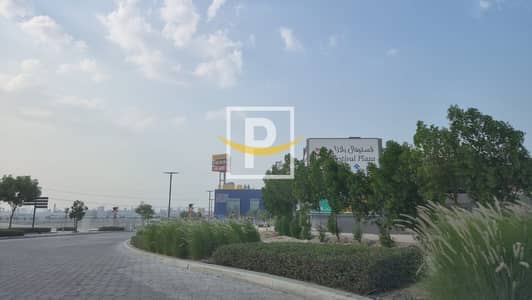 ارض استخدام متعدد  للبيع في جبل علي، دبي - ارض استخدام متعدد في قرية جبل علي جبل علي 37593527 درهم - 7016666