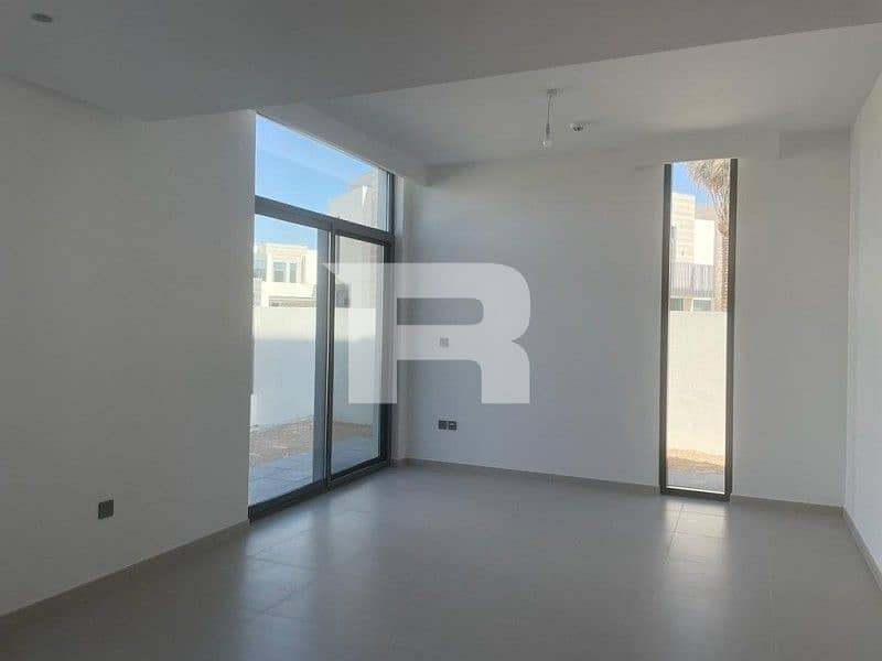 4BR Elegant Villa | Brand New |Ready to Move 4BR Elegant Villa | Brand New |Ready to Move