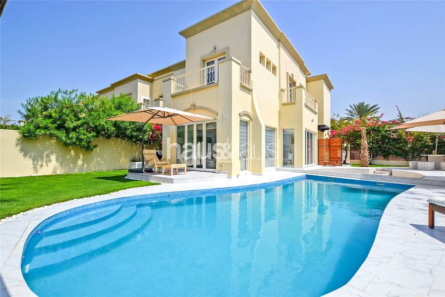 Large corner plot | Turnkey | Vacant on transfer | Large corner plot | Turnkey | Vacant on transfer |