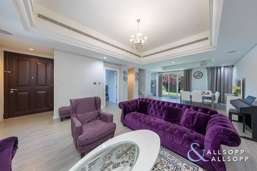 Exclusive | Upgraded | 4 Bed Plus Maids TH2