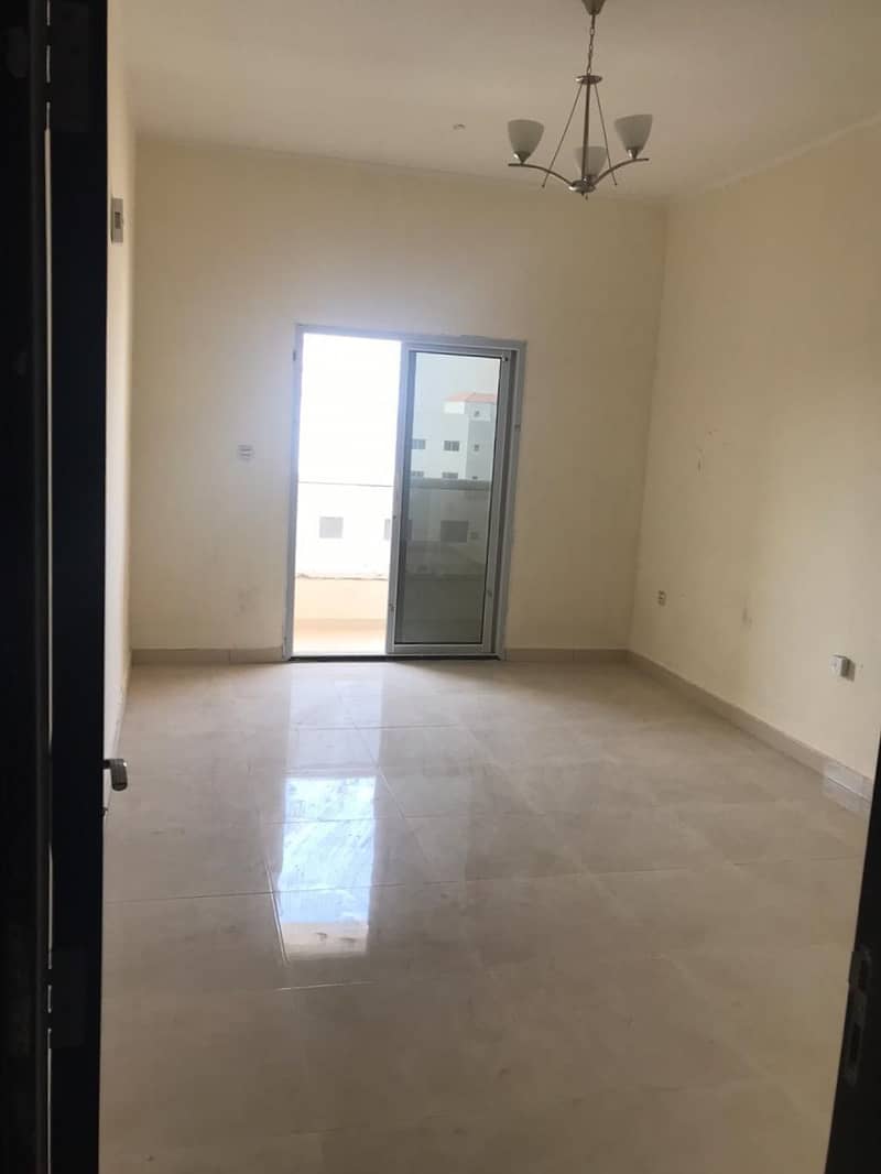 One room apartment in Al Rawda 1 Al Mazrouei 2 Ajman. .