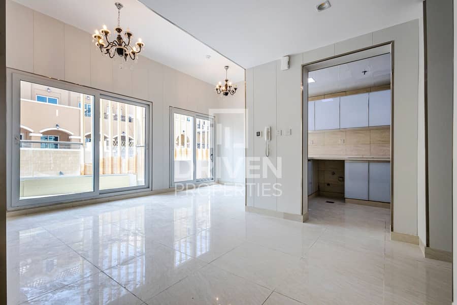 Spacious and Fully Upgraded | Modern Apt