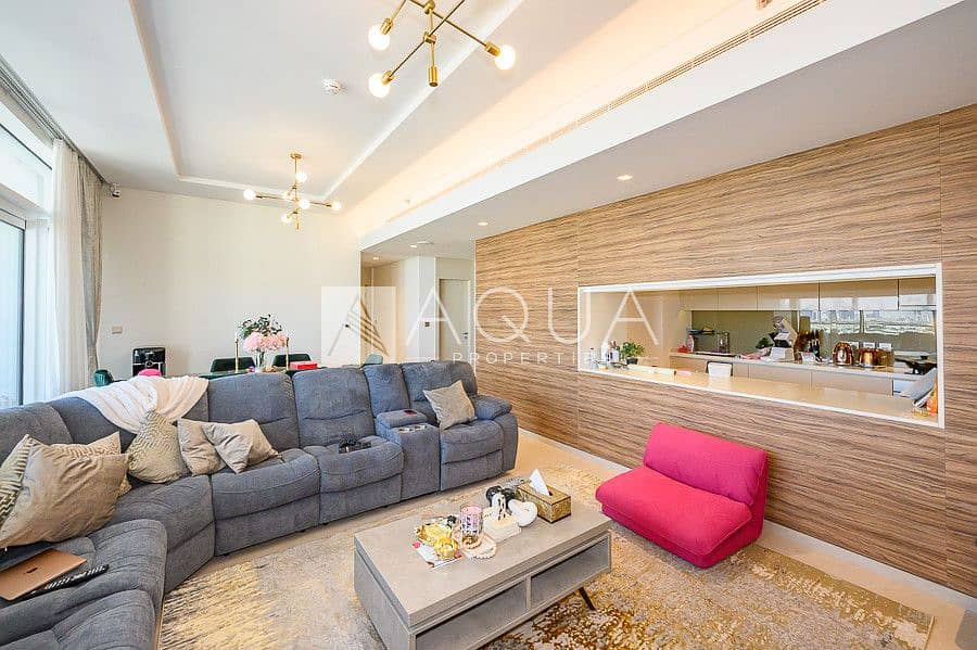 Exclusive | Spectacular Unit | Immaculate