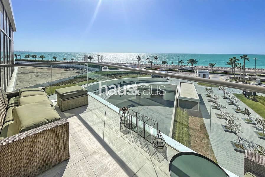 Sea Views | 1 Bed | Furnished | Beach Access