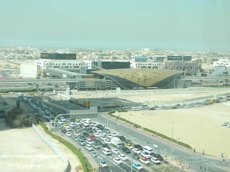 Amazing Sea view and Sheikh Zayed Road View / Vacating  in  June End /3 Parking