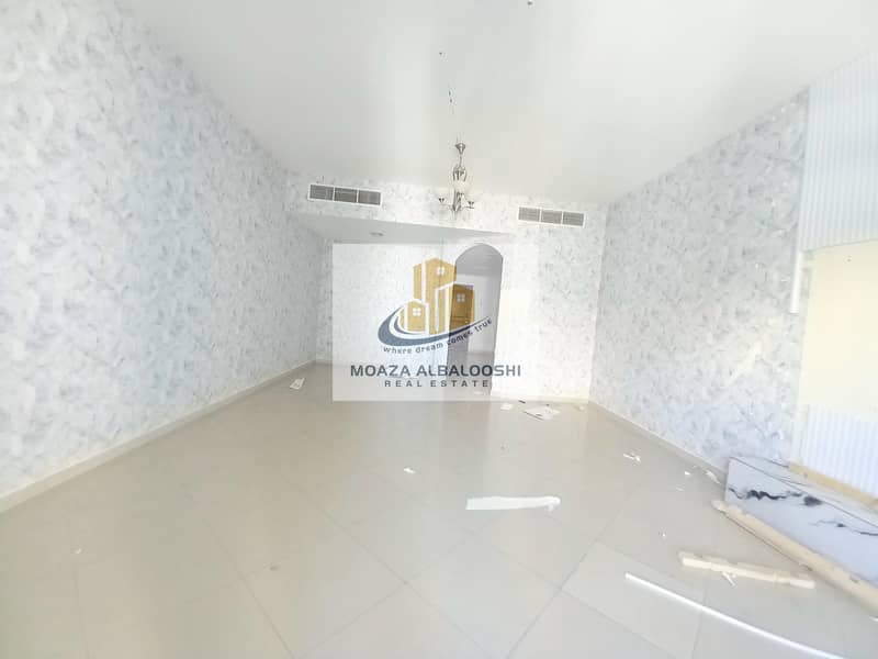 2bhk just in 36k big size balcony near baqer mohebi only family building