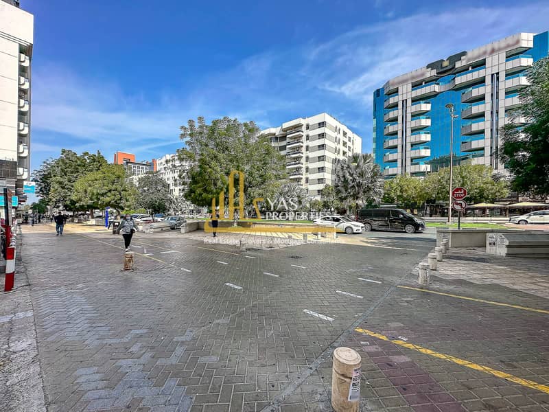 Exclusive | Vacant land | 10044 sq ft Exclusive | Vacant land | 10044 sq ft