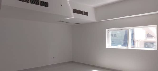 Office for Rent in Musherief, Ajman - Superb Office in Pearl Tower