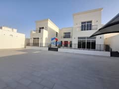 Villa for rent in the city of Riyadh, south of Al Shamkha, consisting of 6 bedrooms, required 200,000 dirhams annually