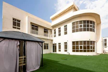 5 Bedroom Villa for Sale in Madinat Al Riyadh, Abu Dhabi - Hot Deal| Corner Villa| Front+Backyard | 2 Halls