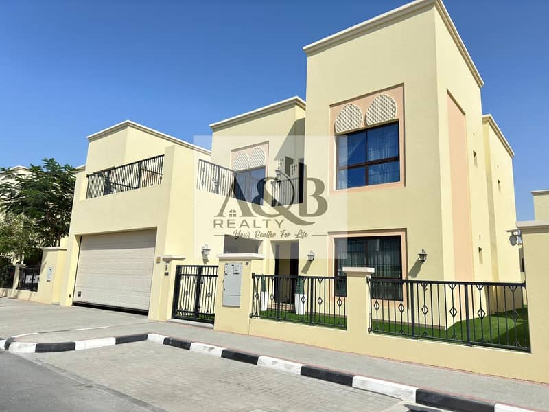 WELL PRICED | HIGH-END FINISHING | GATED COMMUNITY WELL PRICED | HIGH-END FINISHING | GATED COMMUNITY