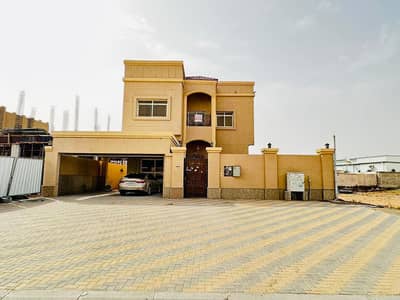 5 Bedroom Villa for Rent in Al Mowaihat, Ajman - SPECIOUS 5 BEDROOM VILLA IN AL MOWAUHAT 2 IN JUST 105K ONLY ELECTRICITY LOCAL NAME