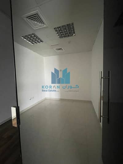 Office for Rent in Jumeirah, Dubai - 2000 SQFT FULLY FITTED CHILLER FREE OFFICE IN JUMEIRAH PRIME LOCATION-200K READY TO MOVE