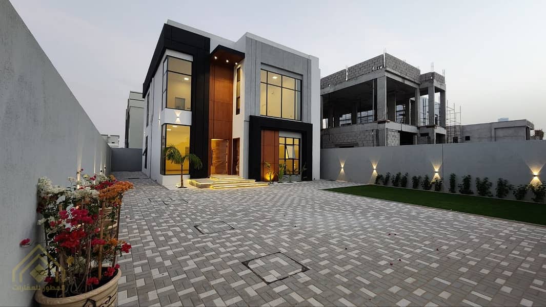 new villa with an area of ​​​​5000 square feet - Umm Al Quwain - Al Salama - Al Shuhada - Price 1,380,000 AED