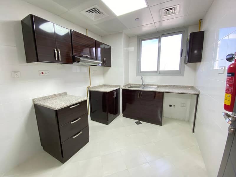 Proper Tawtheeq One Bedroom Hall Separate Kitchen Proper 2 Washrooms  In KCA