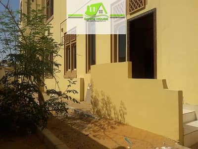 فلیٹ 1 غرفة نوم للايجار في مدينة خليفة أ، أبوظبي - شقة في مجمع فيلات مدينة خليفة أ 1 غرف 44000 درهم - 6592499