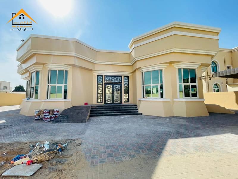 Ground floor villa for rent in a prime location in Al Hamidiyah for citizens only