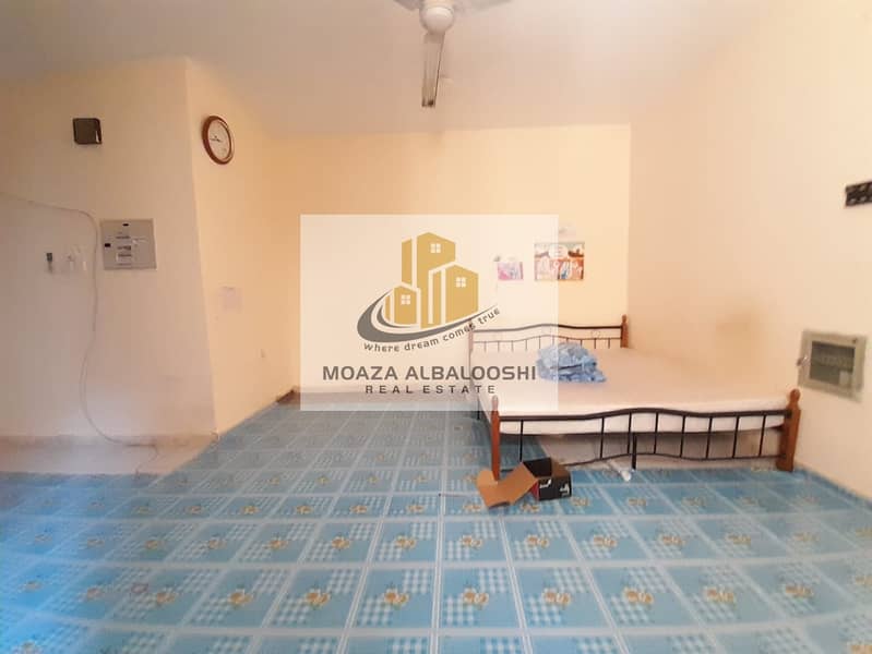 Very Big Studio flat with separate kitchen in just 11k in national paint muwaileh