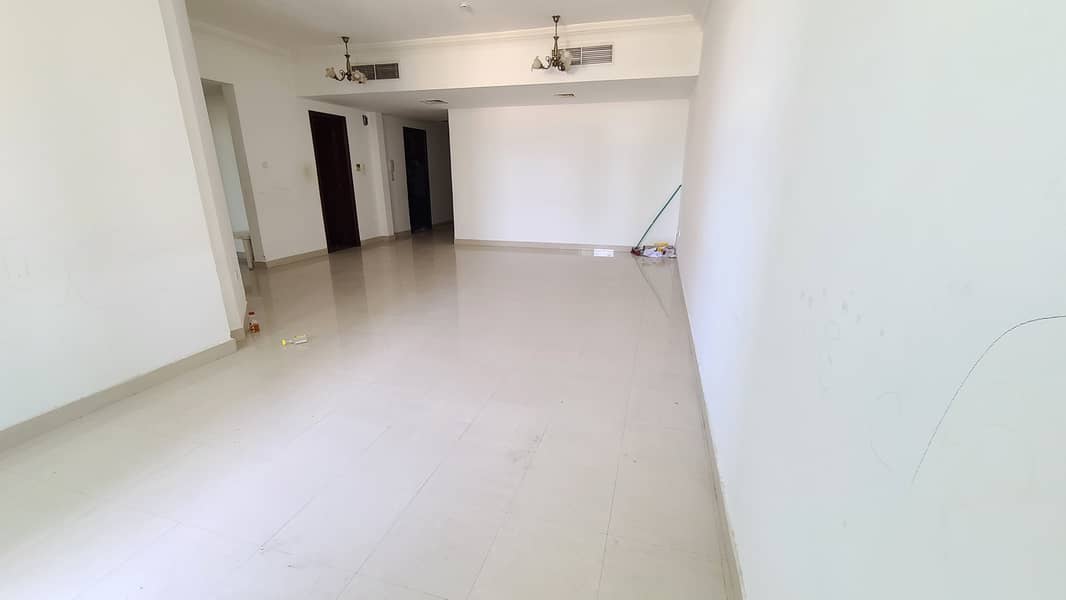 Specious 2bhk available for rent with balcony  open view  ready to move apartment.