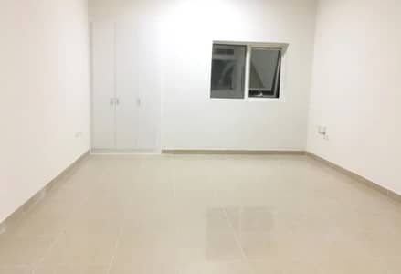 1 Bedroom Flat for Rent in Muwailih Commercial, Sharjah - American Style Studio Apt Family Home Central Ac 4 Cheques Payment Free Mantinance