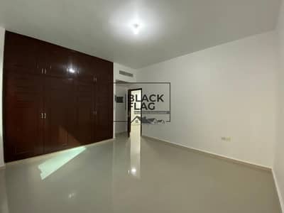 فلیٹ 4 غرف نوم للايجار في الخالدية، أبوظبي - شقة في كورنيش الخالدية الخالدية 4 غرف 90000 درهم - 7309959