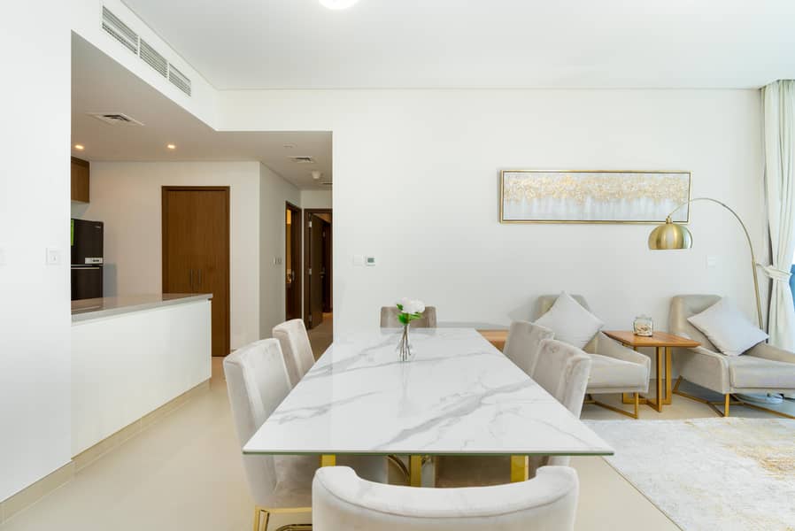 6 Living/Dining
