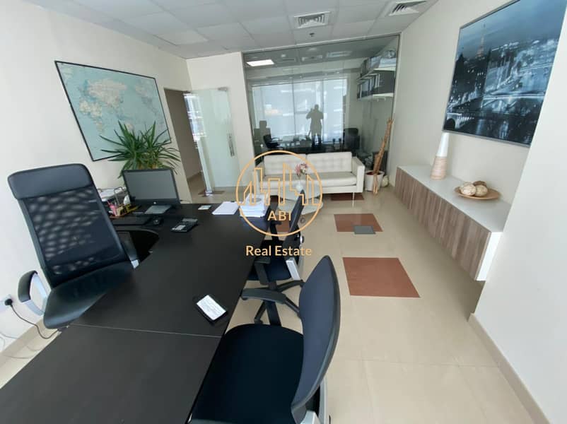 Fully Fitted Office w/ Glass Partition Near Metro Fully Fitted Office w/ Glass Partition Near Metro