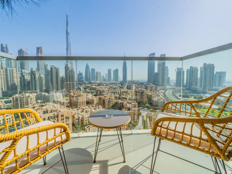 Glamorous Apartment Facing Burj Khalifa