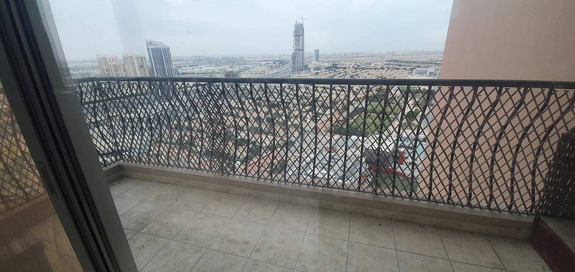 1 BEDROOM HIGH FLOOR  BIG LAYOUT POOL & JVT NEAR TO MALL AND SCHOOL