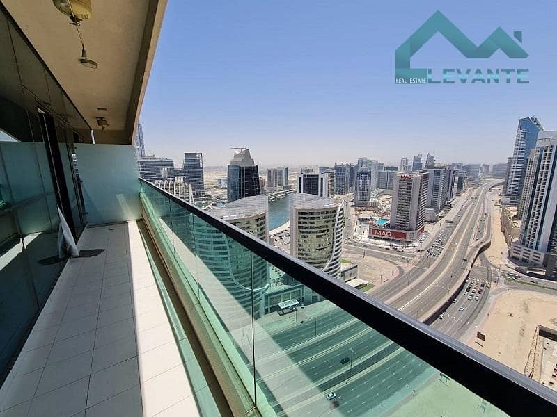 位于迪拜市中心，至尊顶峰大厦（高塔露台） 1 卧室的公寓 129999 AED - 6060838