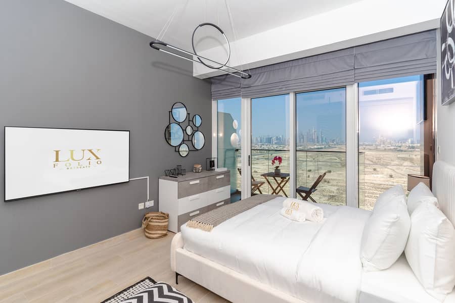 LUXFolio Retreats - Bloom - Pastel Gray LUXFolio Retreats - Bloom - Pastel Gray