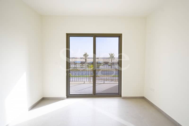 位于迪拜南部街区，艾玛尔南区，乌尔巴纳住宅综合体 2 卧室的联排别墅 900000 AED - 6794388