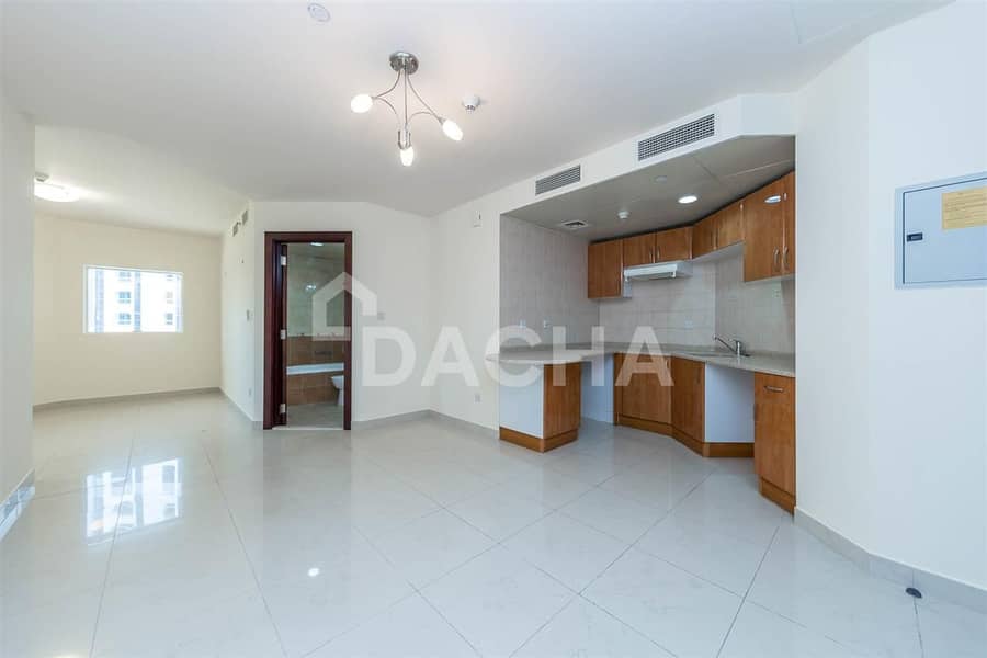 شقة في بوابة دبي الجديدة 1،مجمع Q،أبراج بحيرات الجميرا 1 غرفة 600000 درهم - 7329873