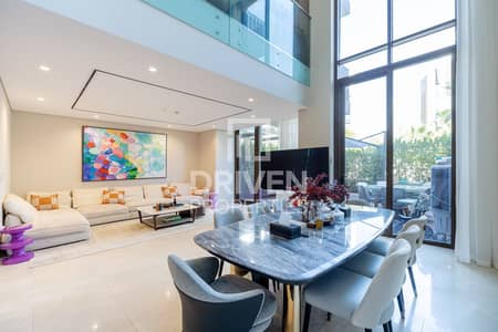 3 Bedroom Villa for Rent in Jumeirah, Dubai - Fully Upgraded Villa and Huge | Sea View