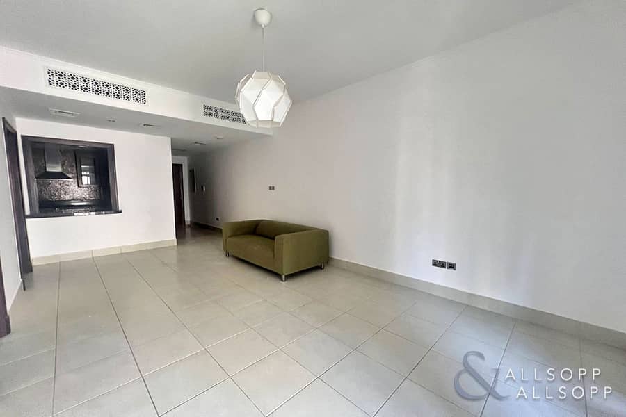 Bright | Vacant on Transfer | One Bedroom Bright | Vacant on Transfer | One Bedroom