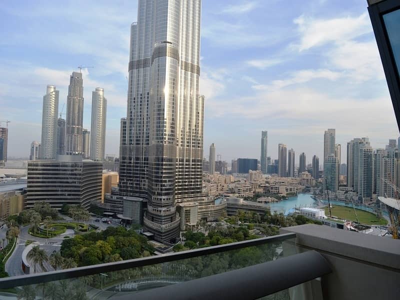 شقة في برج فيستا 1،برج فيستا،وسط مدينة دبي 3 غرف 375000 درهم - 6816559