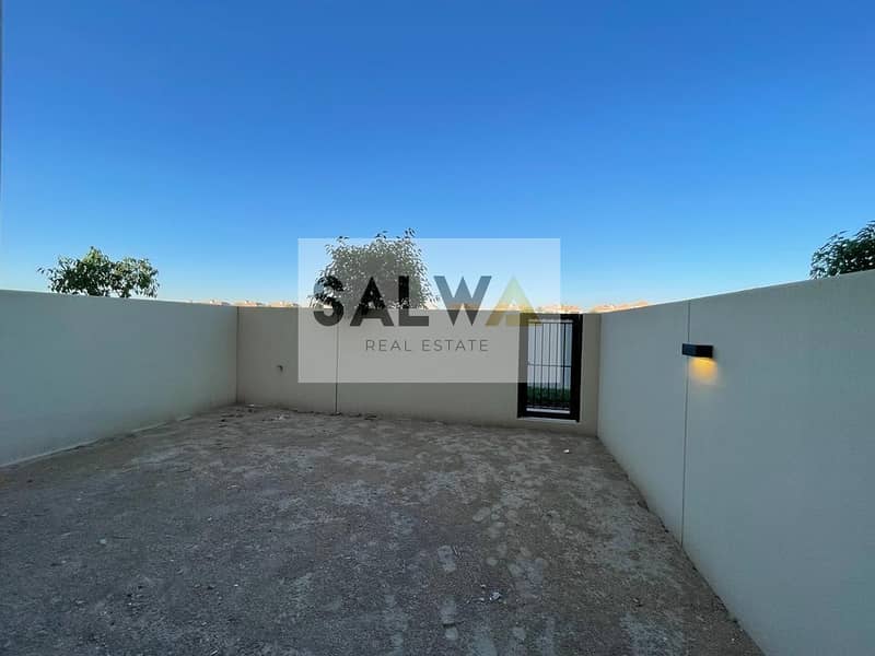 Open House | Single Row | Easy Deal (Cash or Mortgage) | Next to Pool & Park
